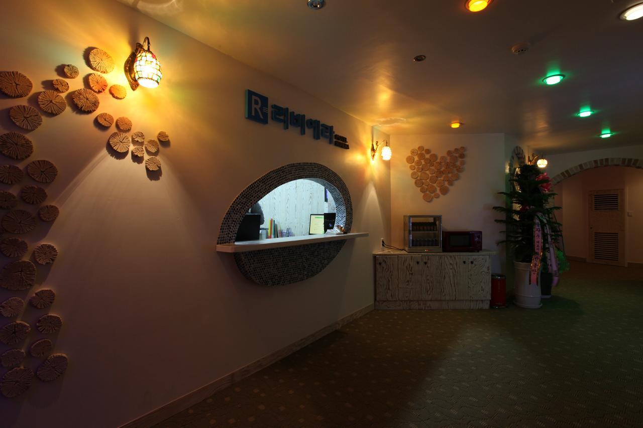 جويانج Riviera Motel المظهر الخارجي الصورة
