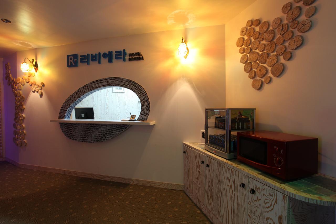 جويانج Riviera Motel المظهر الخارجي الصورة